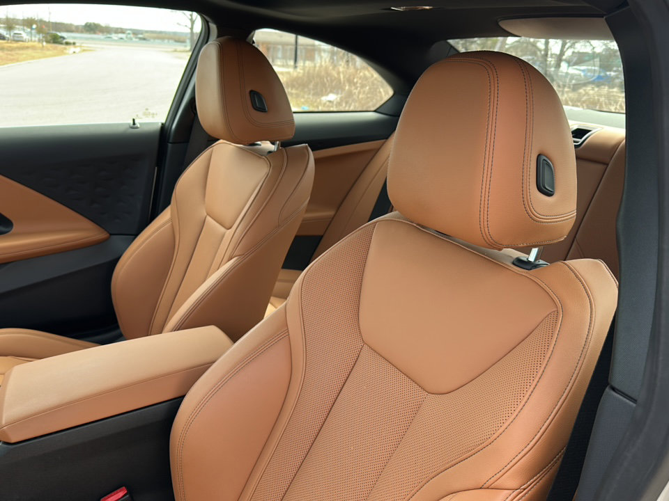 Certified 2024 BMW 230i xDrive xDrive w/ Convenience Package image 14