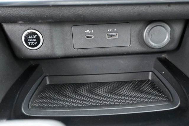 Used 2023 Nissan Rogue SV AWD/4WD image 4