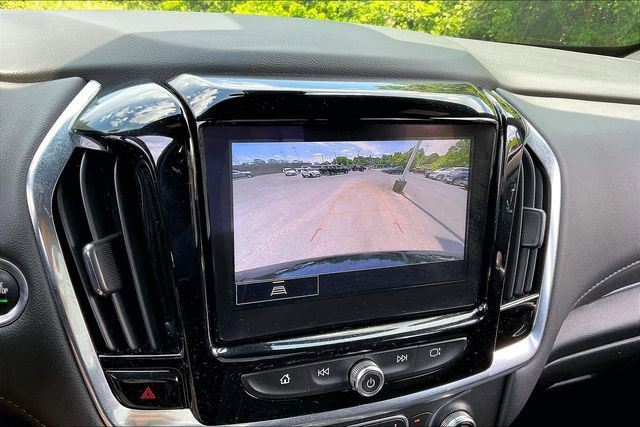 Used 2023 Chevrolet Traverse LT FWD image 11