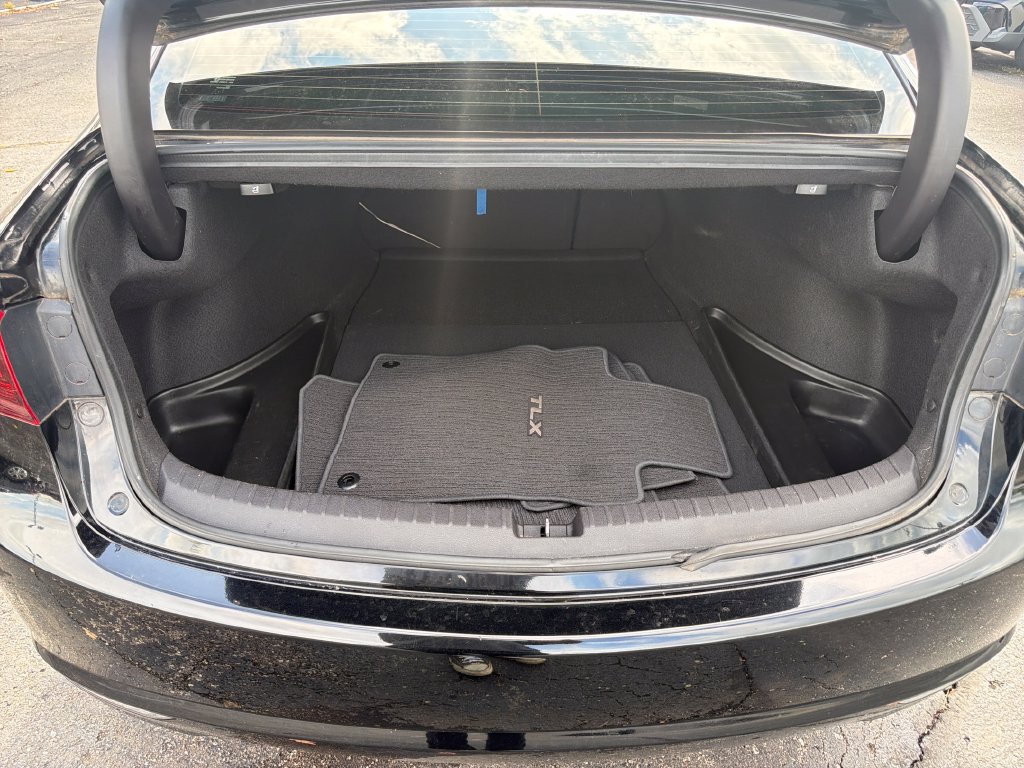 Used 2015 Acura TLX w/ Technology Package FWD image 26