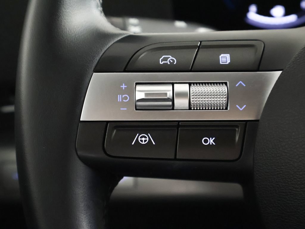 Used 2024 Hyundai Kona SEL AWD/4WD image 34