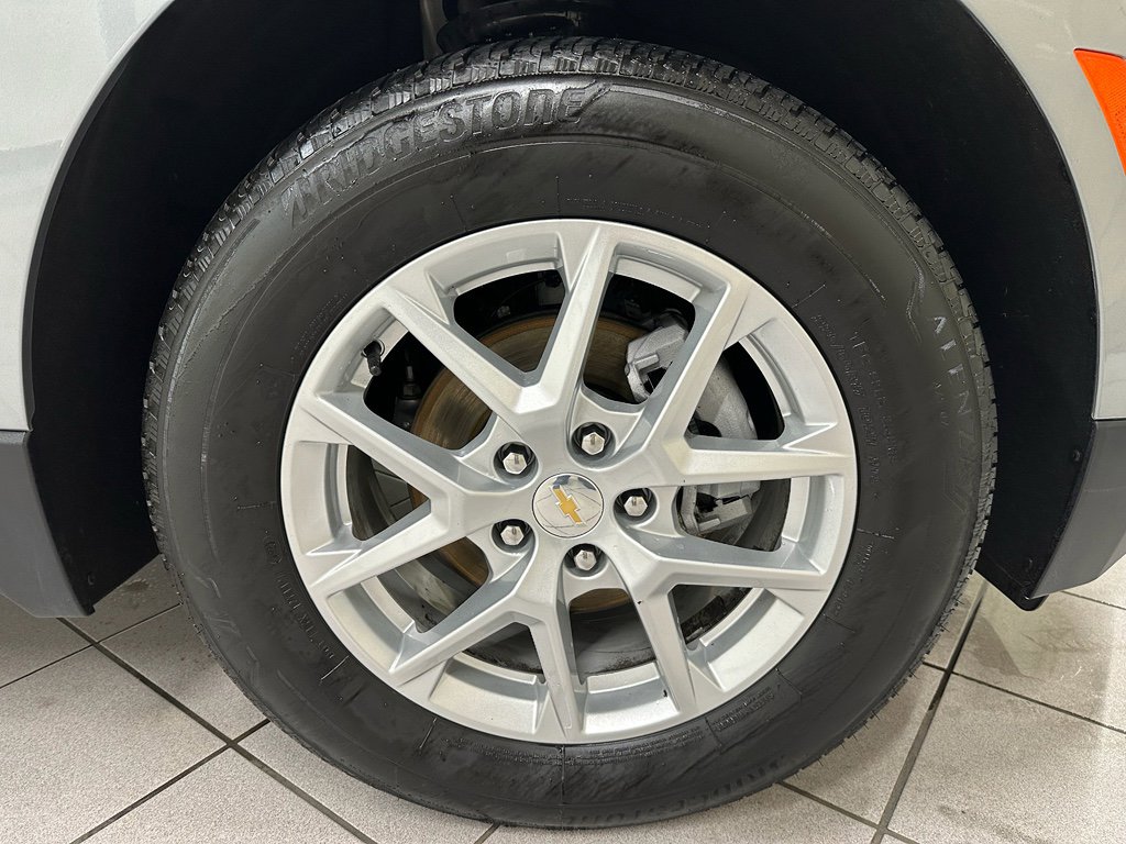Used 2024 Chevrolet Equinox LT w/ LPO, Floor Liner Package image 13