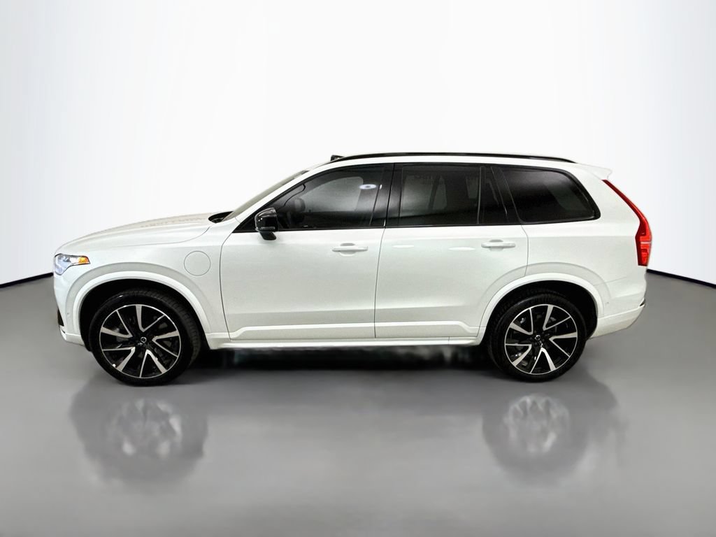 Used 2023 Volvo XC90 T8 Ultimate AWD/4WD image 4