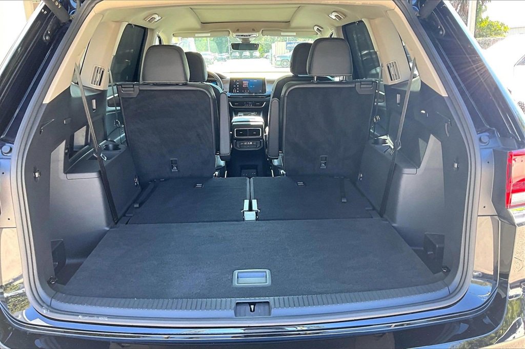 Certified 2025 Volkswagen Atlas SE w/ Panoramic Sunroof Package image 15