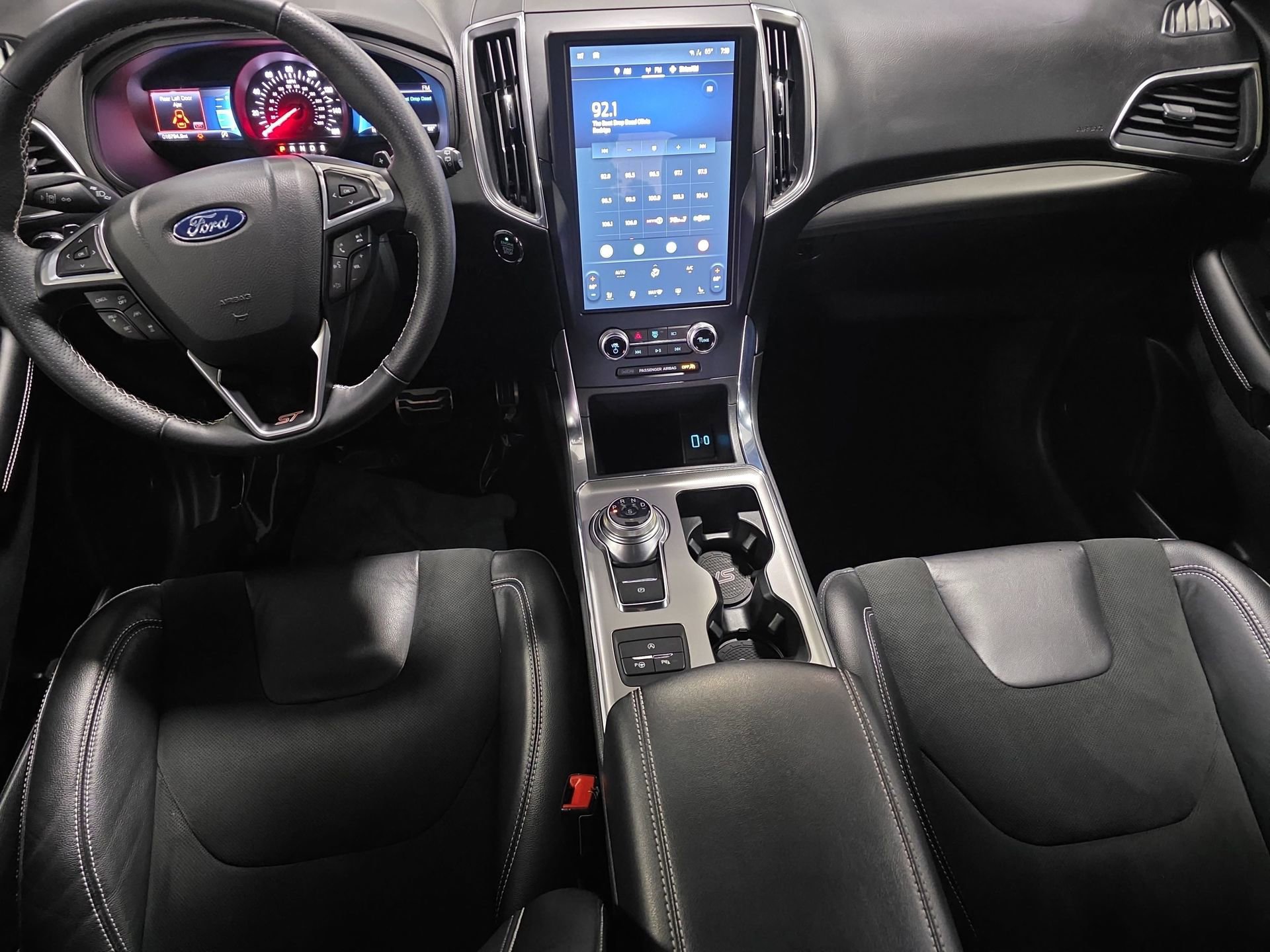 Used 2024 Ford Edge ST w/ Equipment Group 401A AWD/4WD image 9