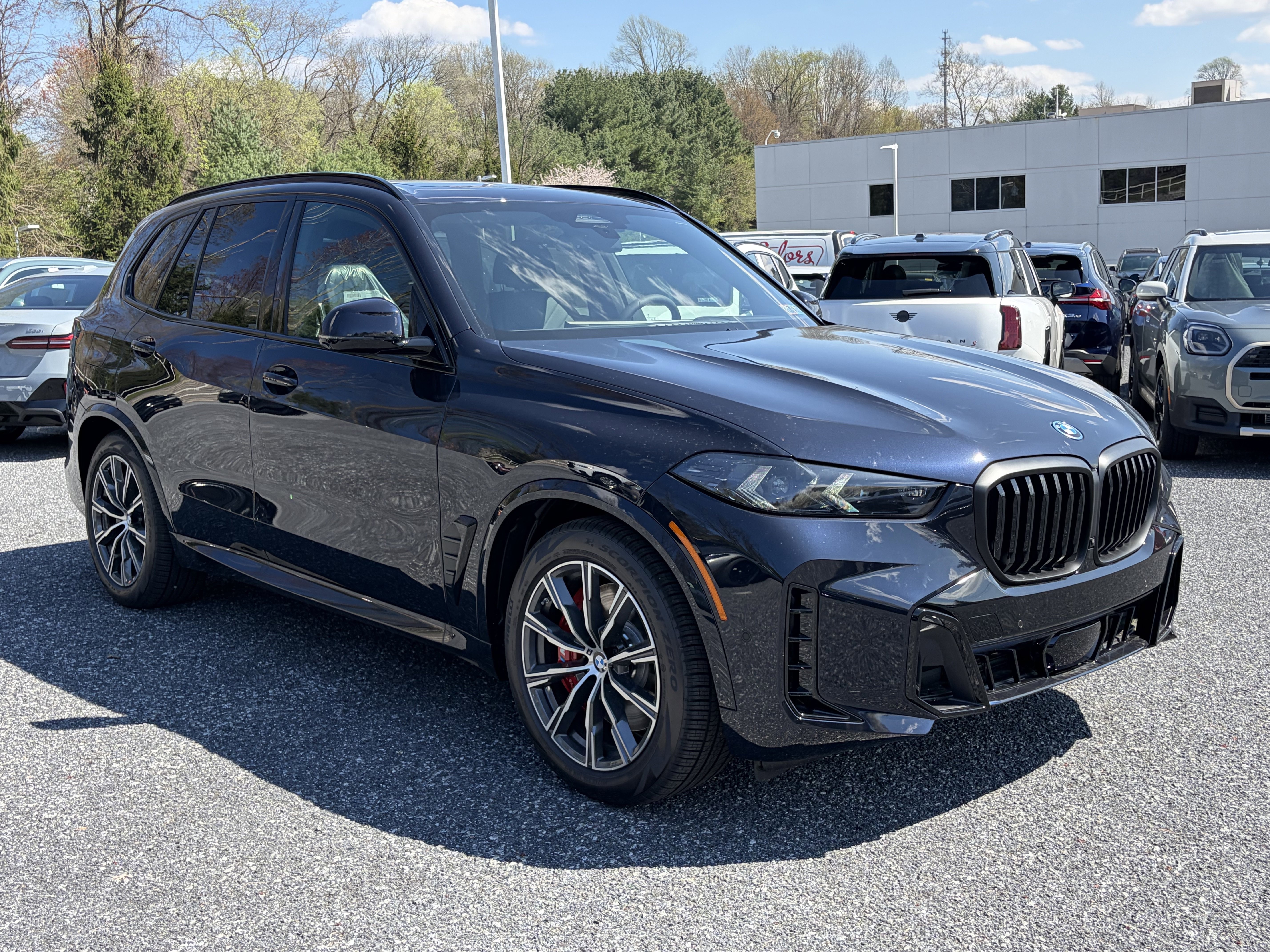 New 2026 BMW X5 xDrive50e w/ M Sport Package AWD/4WD image 3