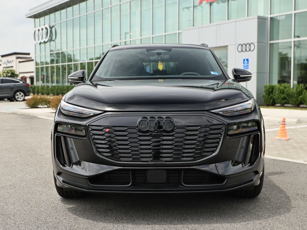New 2027 Audi SQ6 e-tron Premium Plus AWD/4WD image 13