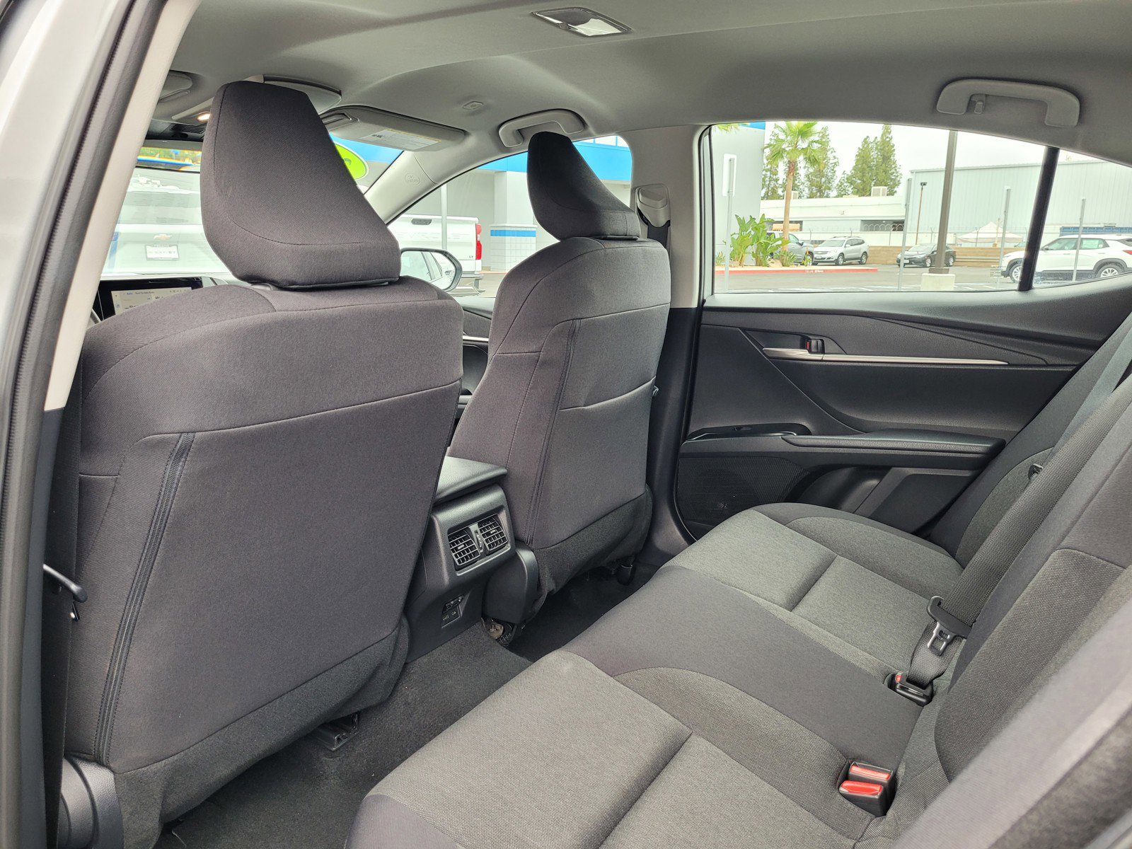 Used 2025 Toyota Camry LE FWD image 13