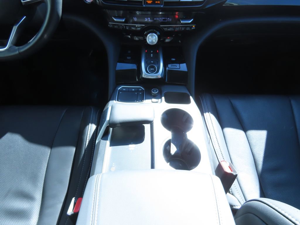 Used 2023 Acura MDX SH-AWD w/ Technology Package image 9