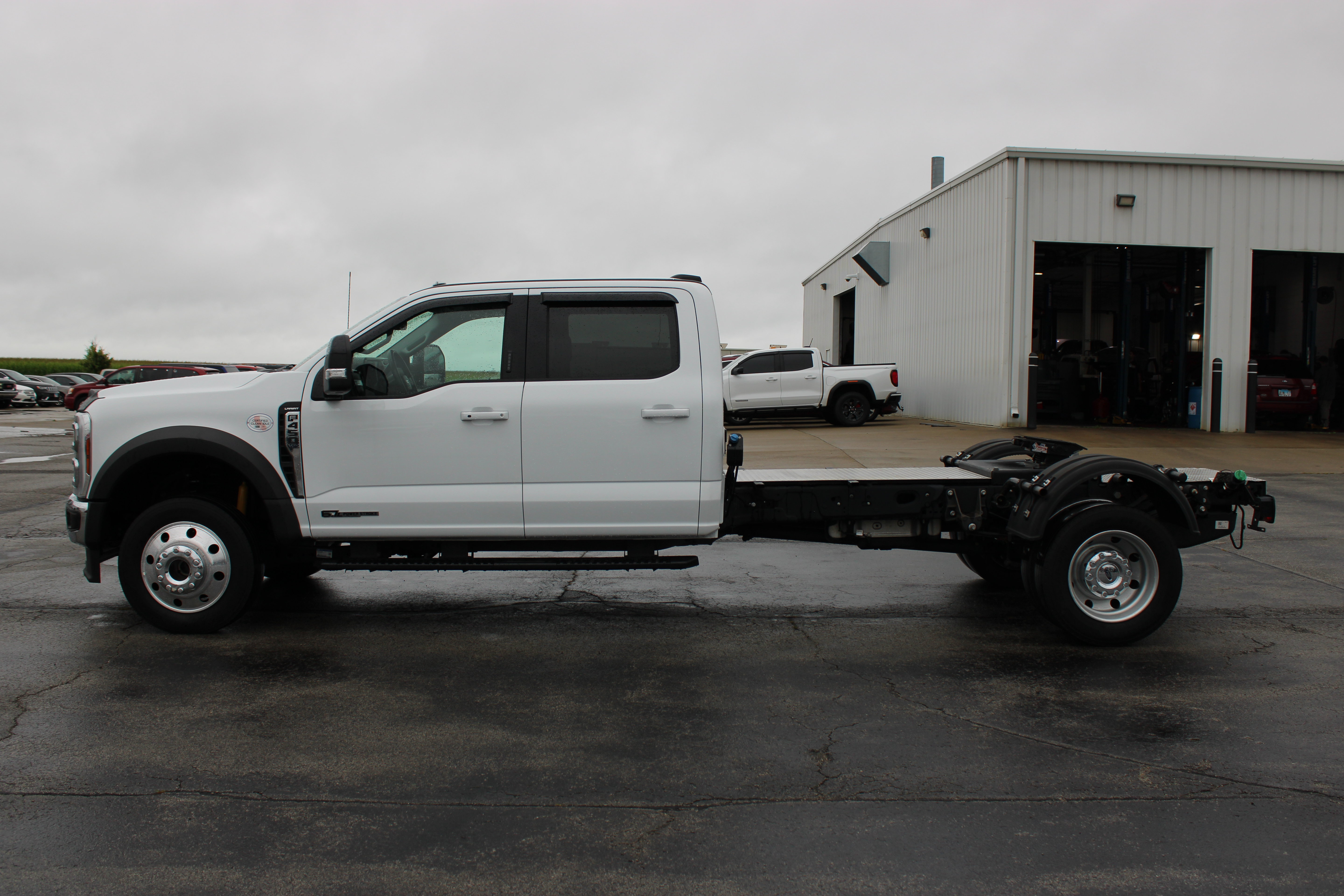 Used 2024 Ford F450 Lariat AWD/4WD image 5