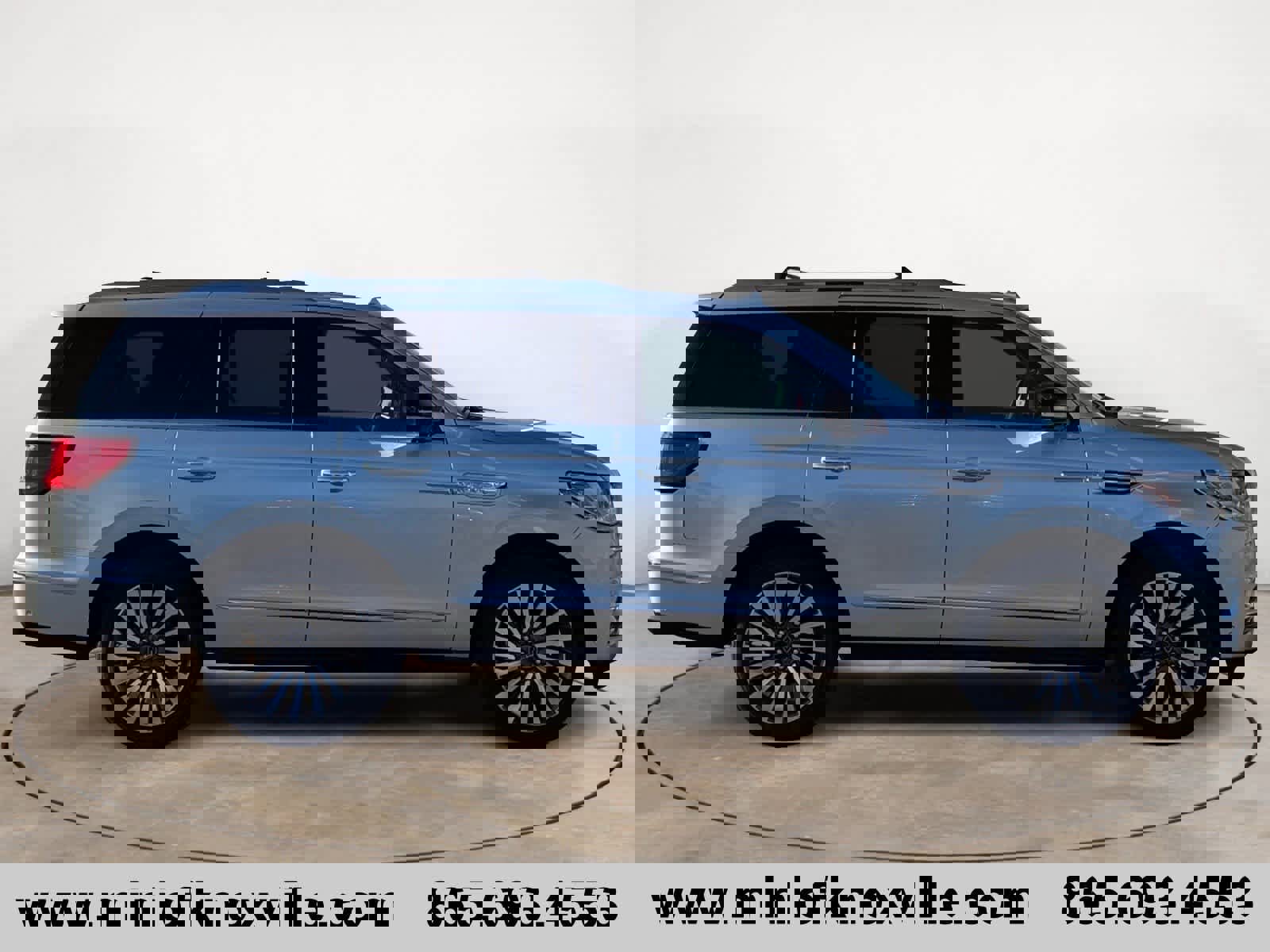 Used 2019 Lincoln Navigator Reserve w/ Cargo Package image 2