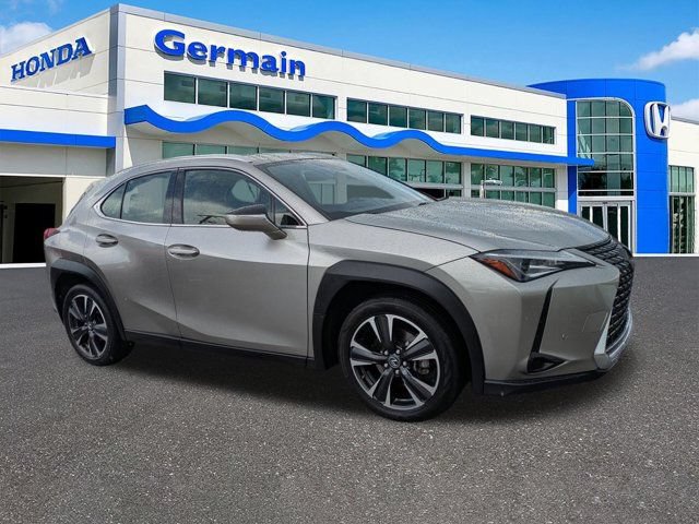 Used 2021 Lexus UX 200 w/ Premium Package FWD image 3