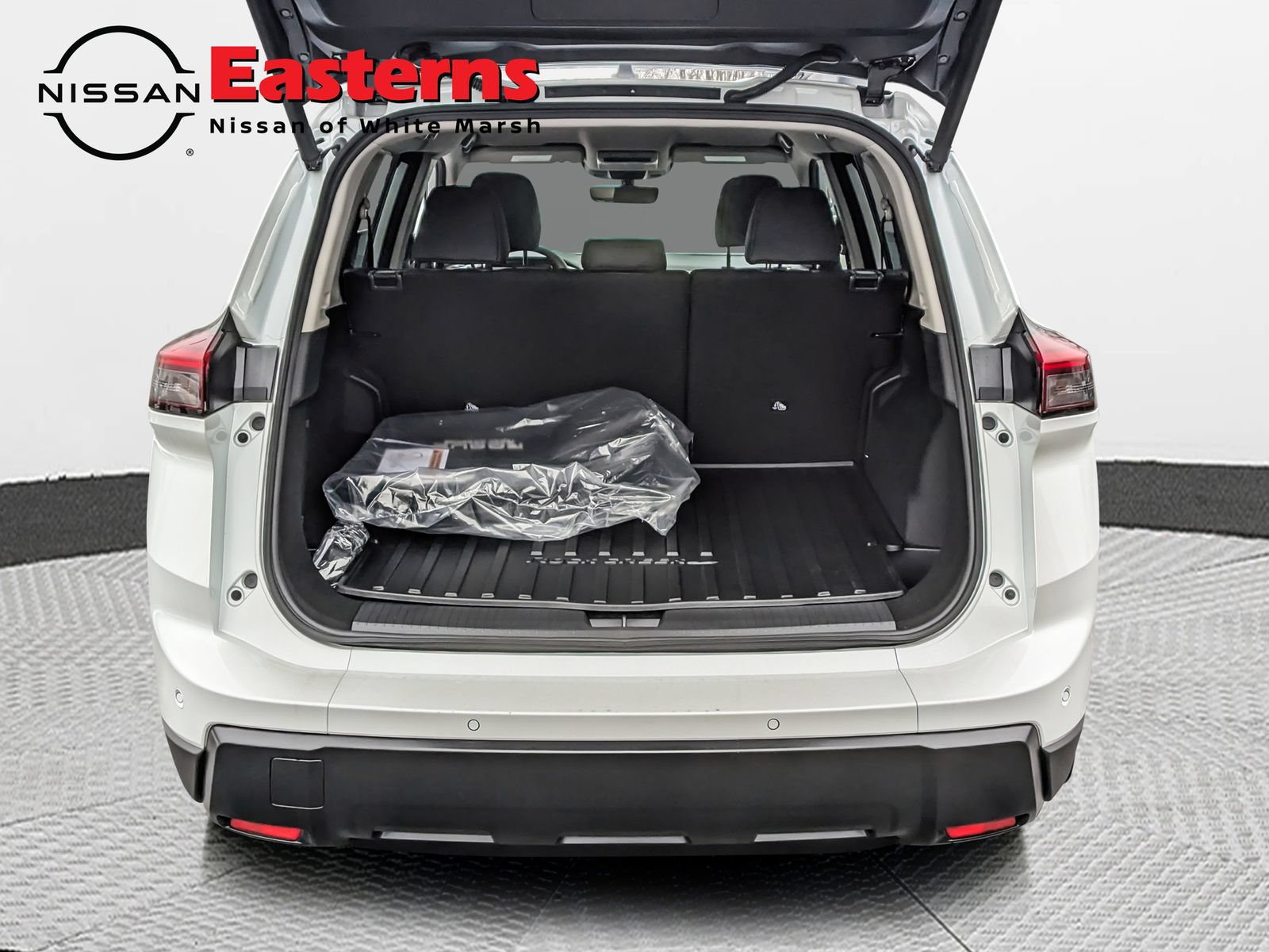 New 2026 Nissan Rogue SV w/ Rock Creek Premium Package AWD/4WD image 11