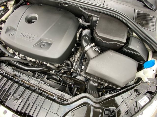 Used 2018 Volvo S60 T5 Inscription image 30