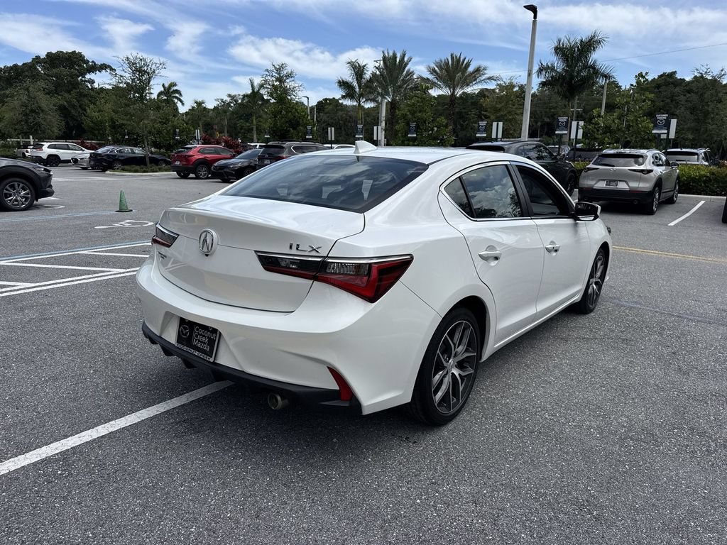 Used 2022 Acura ILX w/ Premium Package FWD image 3