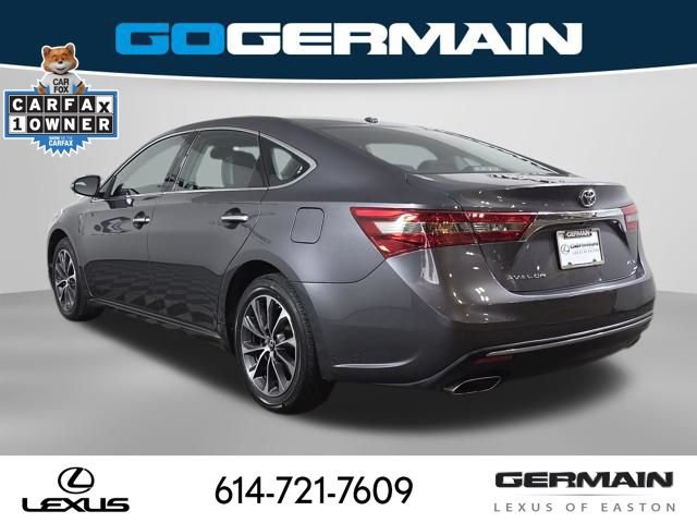 Used 2018 Toyota Avalon XLE Premium w/ All Weather Liner Package FWD image 11