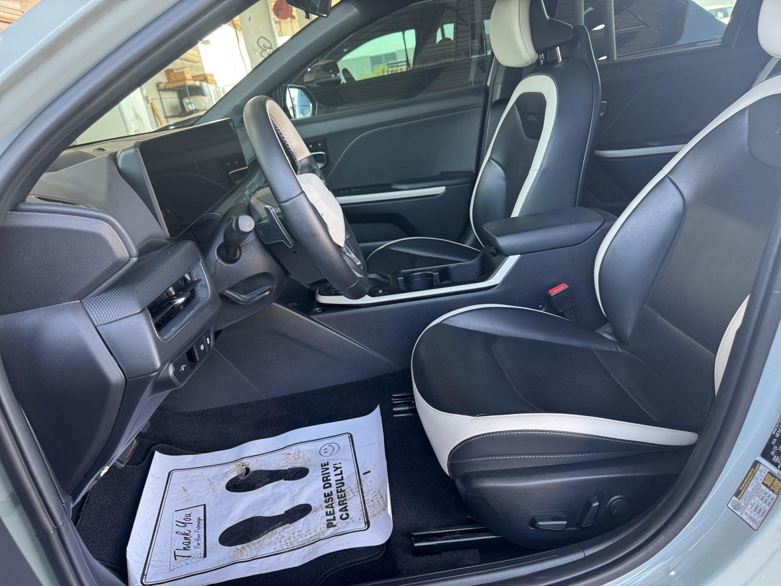 Used 2025 Kia K4 EX w/ GT-Line Premium Package FWD image 9