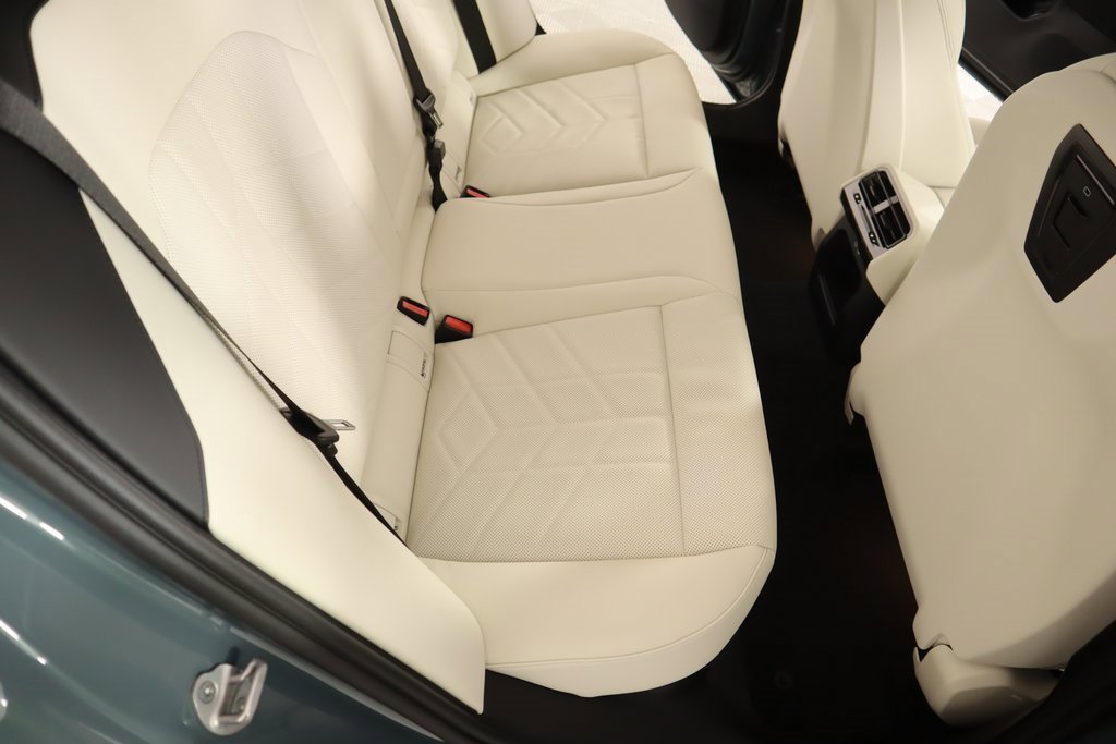 New 2025 BMW 530i xDrive w/ M Sport Package image 15