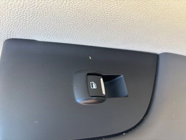 Used 2020 Lincoln Nautilus Reserve w/ Equipment Group 201A image 25