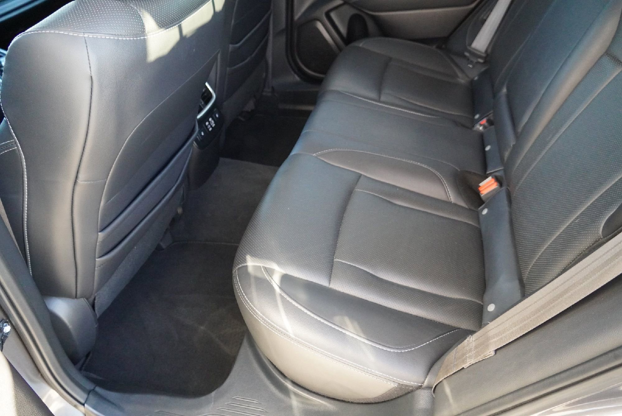 Used 2023 Subaru Outback Touring XT image 33