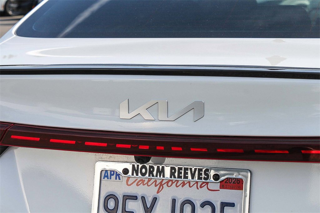 Used 2023 Kia Forte GT-Line w/ GT-Line Premium Package image 12