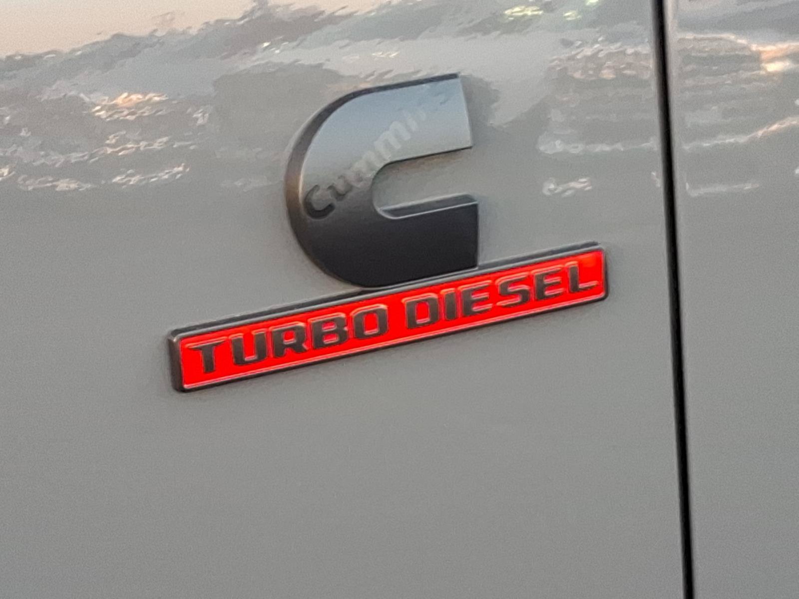 New 2026 RAM 2500 Laramie w/ Night Edition AWD/4WD image 8