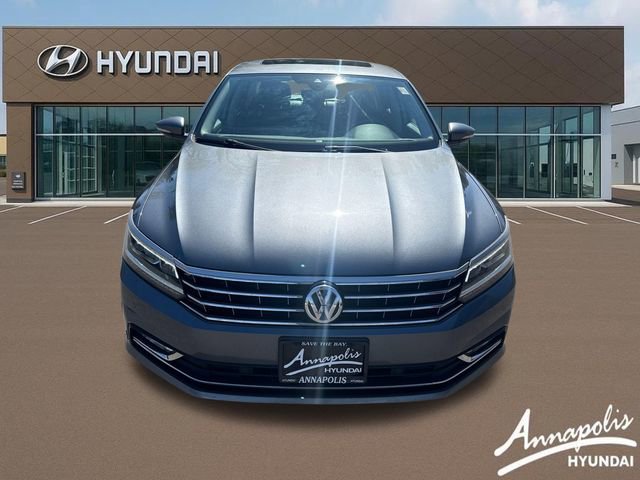 Used 2017 Volkswagen Passat 3.6 SEL Premium image 8