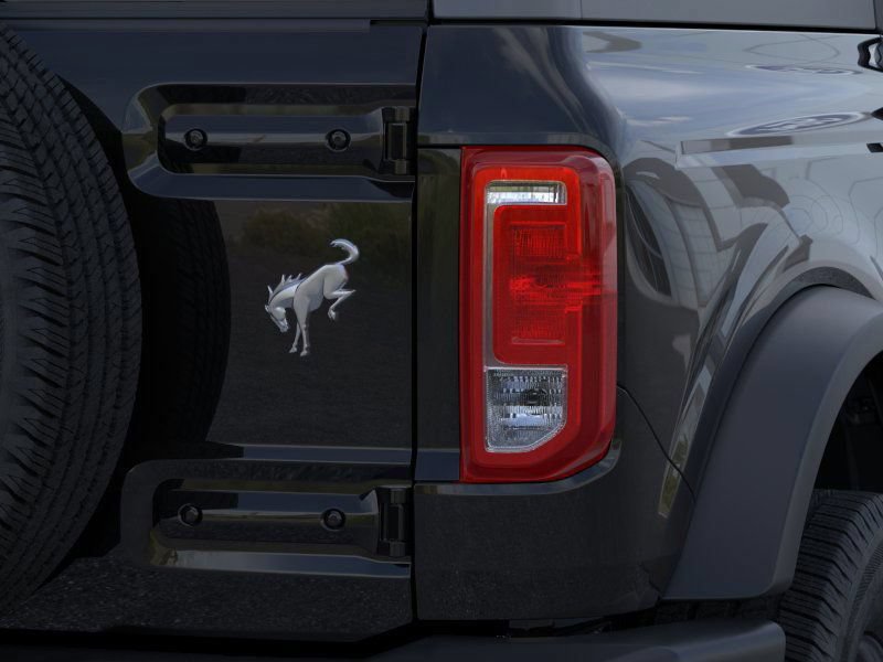 New 2025 Ford Bronco 2-Door AWD/4WD image 25