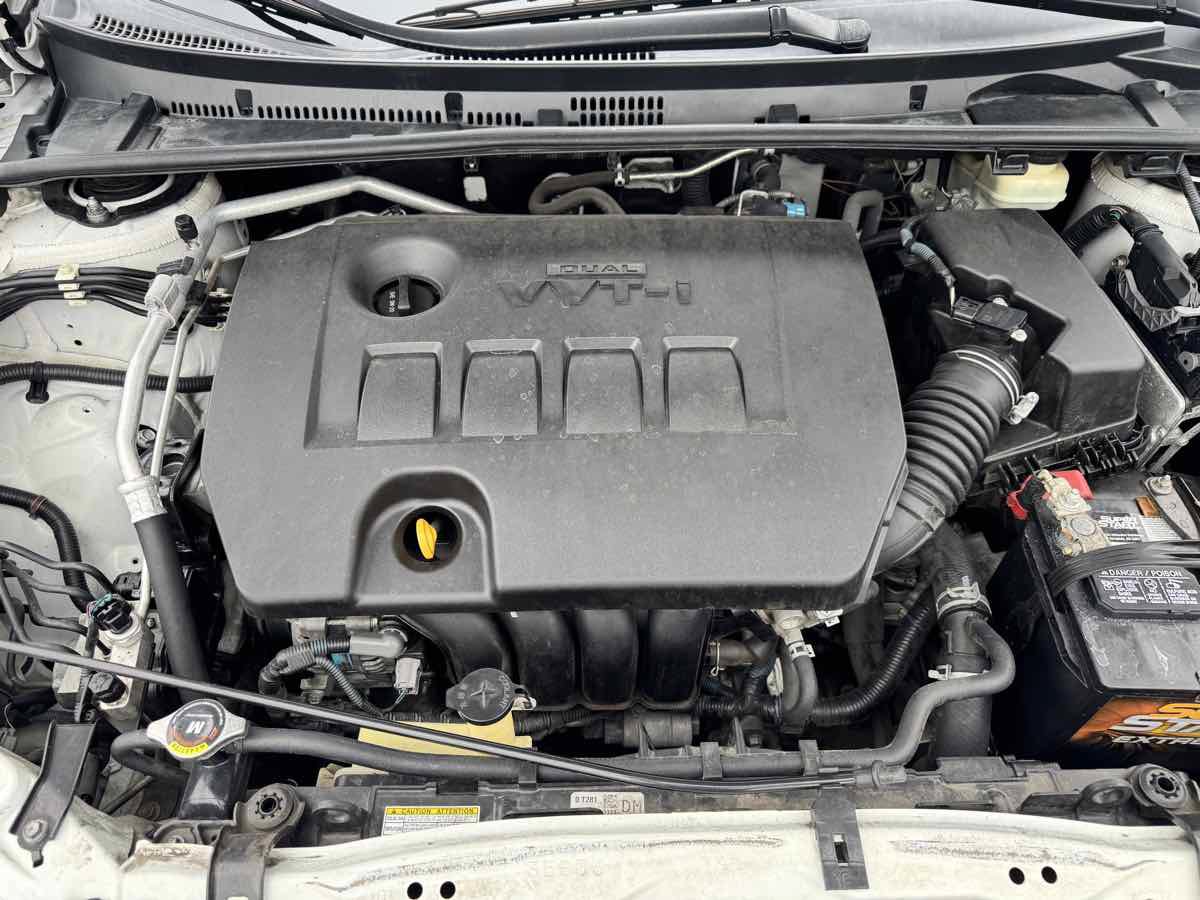 Used 2016 Toyota Corolla LE FWD image 18