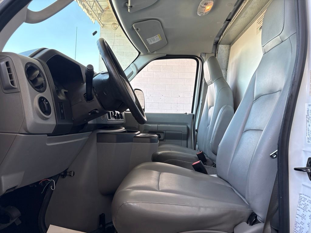 Used 2017 Ford E-350 and Econoline 350 Super Duty RWD image 10