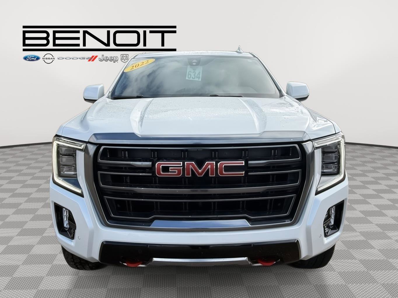 Used 2022 GMC Yukon AT4 image 2