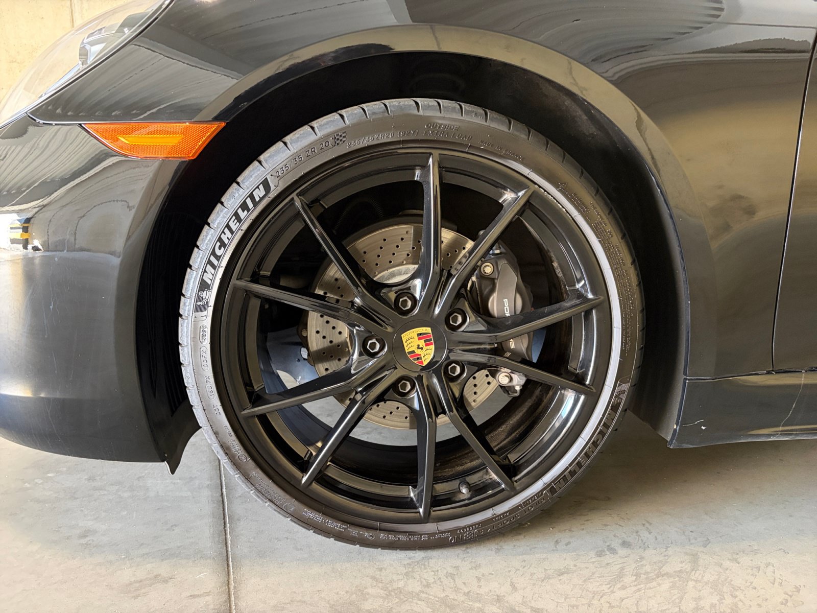 Certified 2025 Porsche 718 Cayman RWD image 18