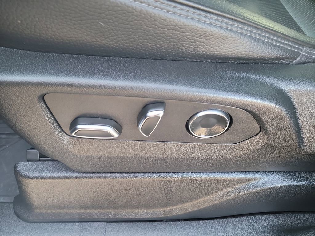 Used 2021 GMC Yukon Denali image 21