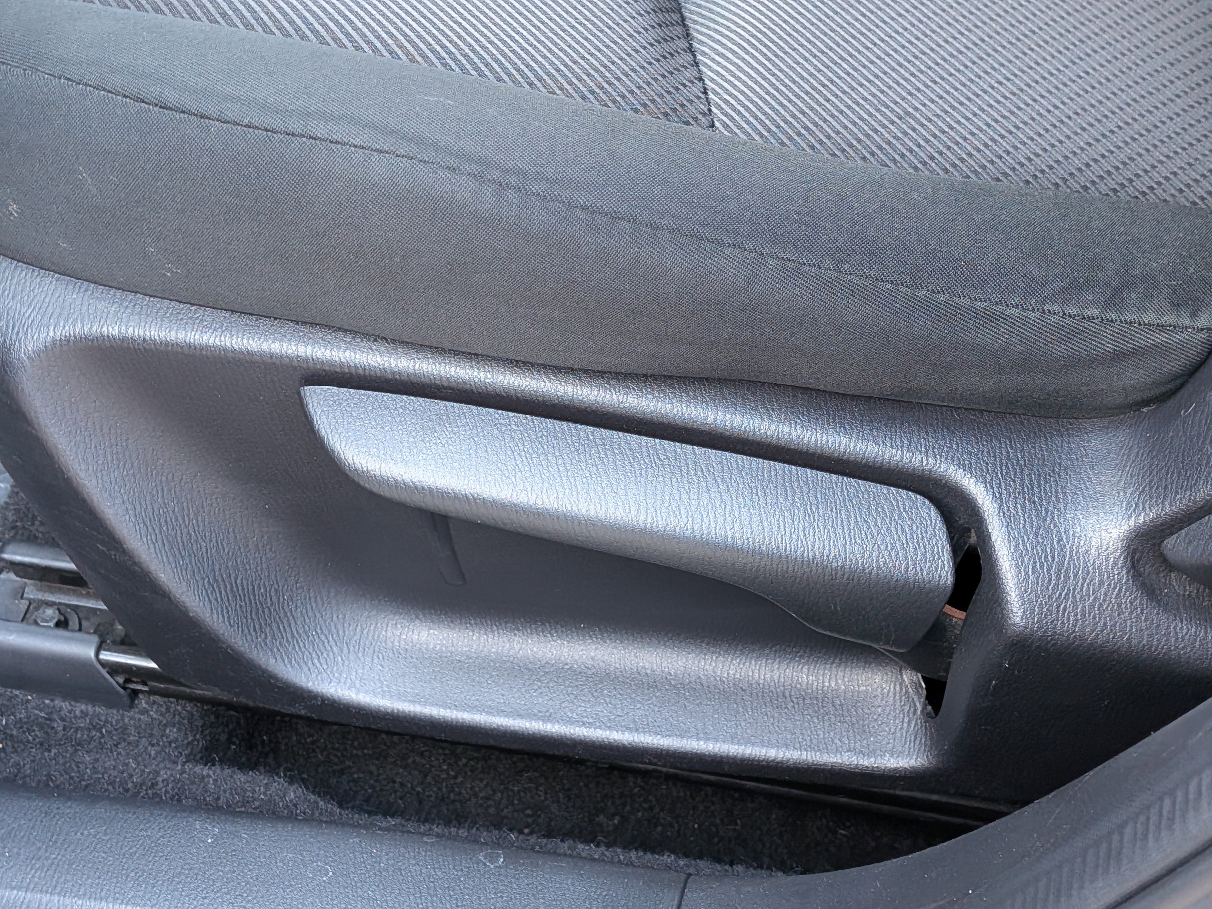 Used 2017 MAZDA MAZDA3 Sport image 20
