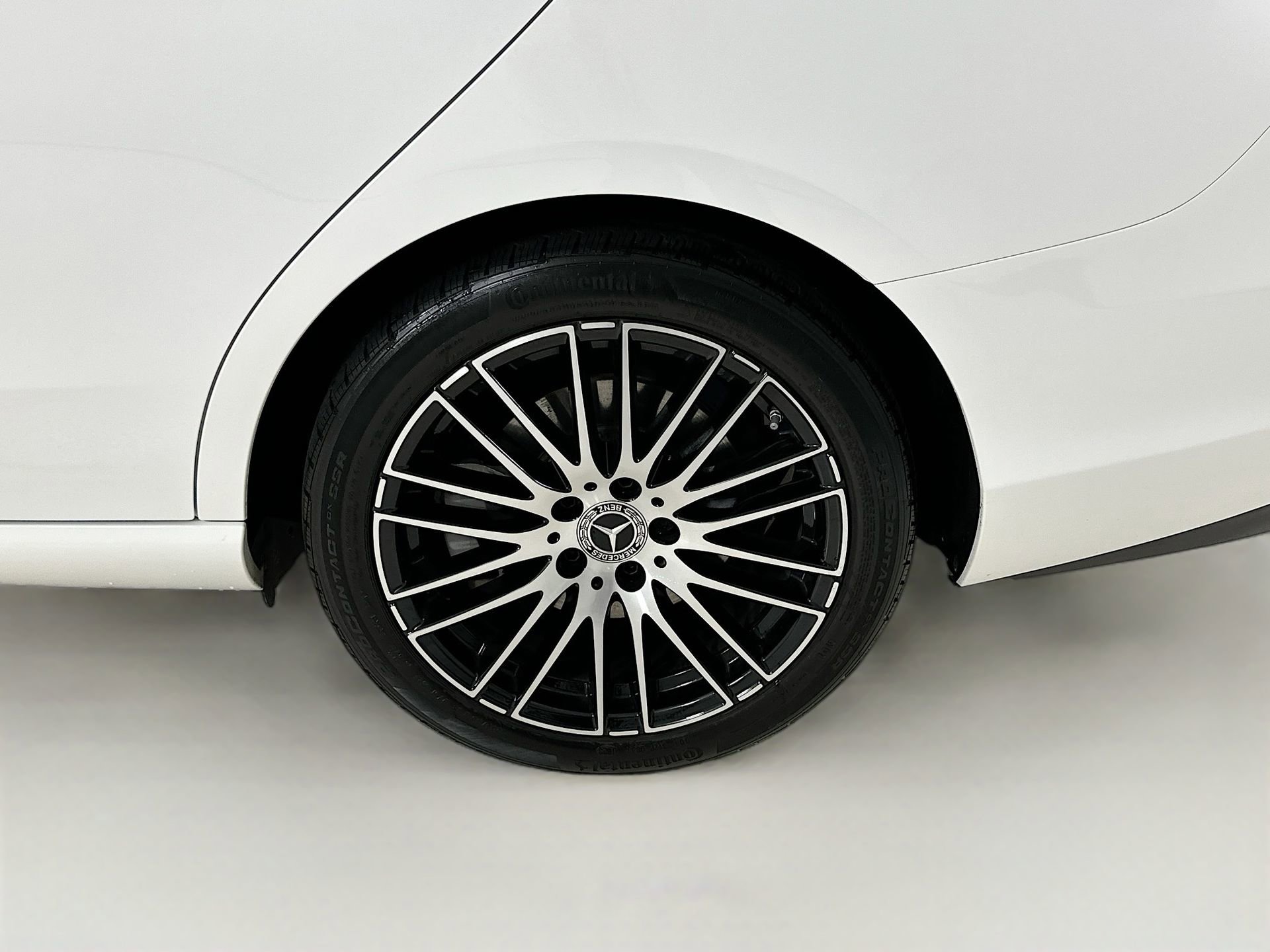 Certified 2023 Mercedes-Benz C 300 Sedan image 32