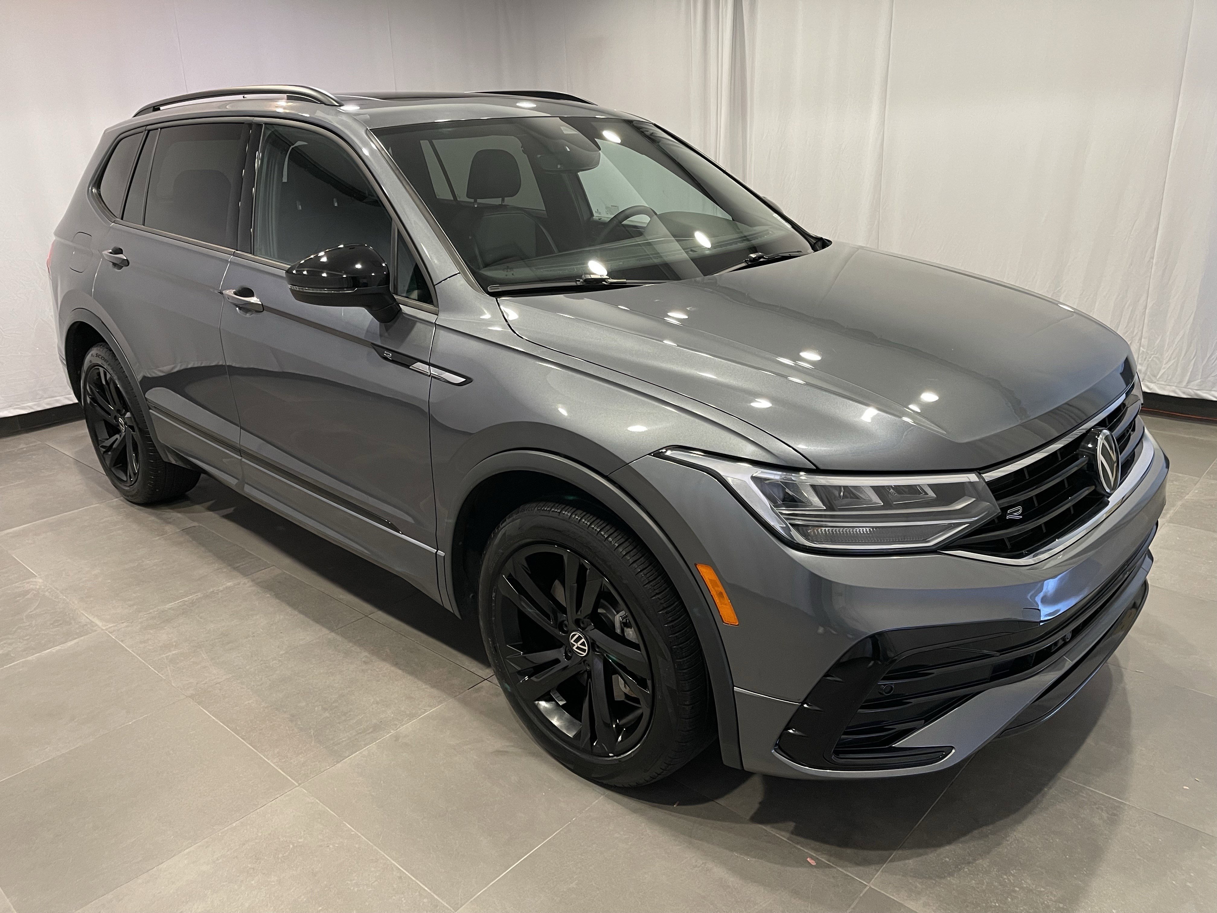 Used 2023 Volkswagen Tiguan SE R-Line AWD/4WD video 3