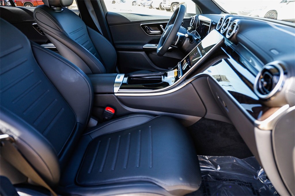 New 2025 Mercedes-Benz GLC 350e 4MATIC image 17