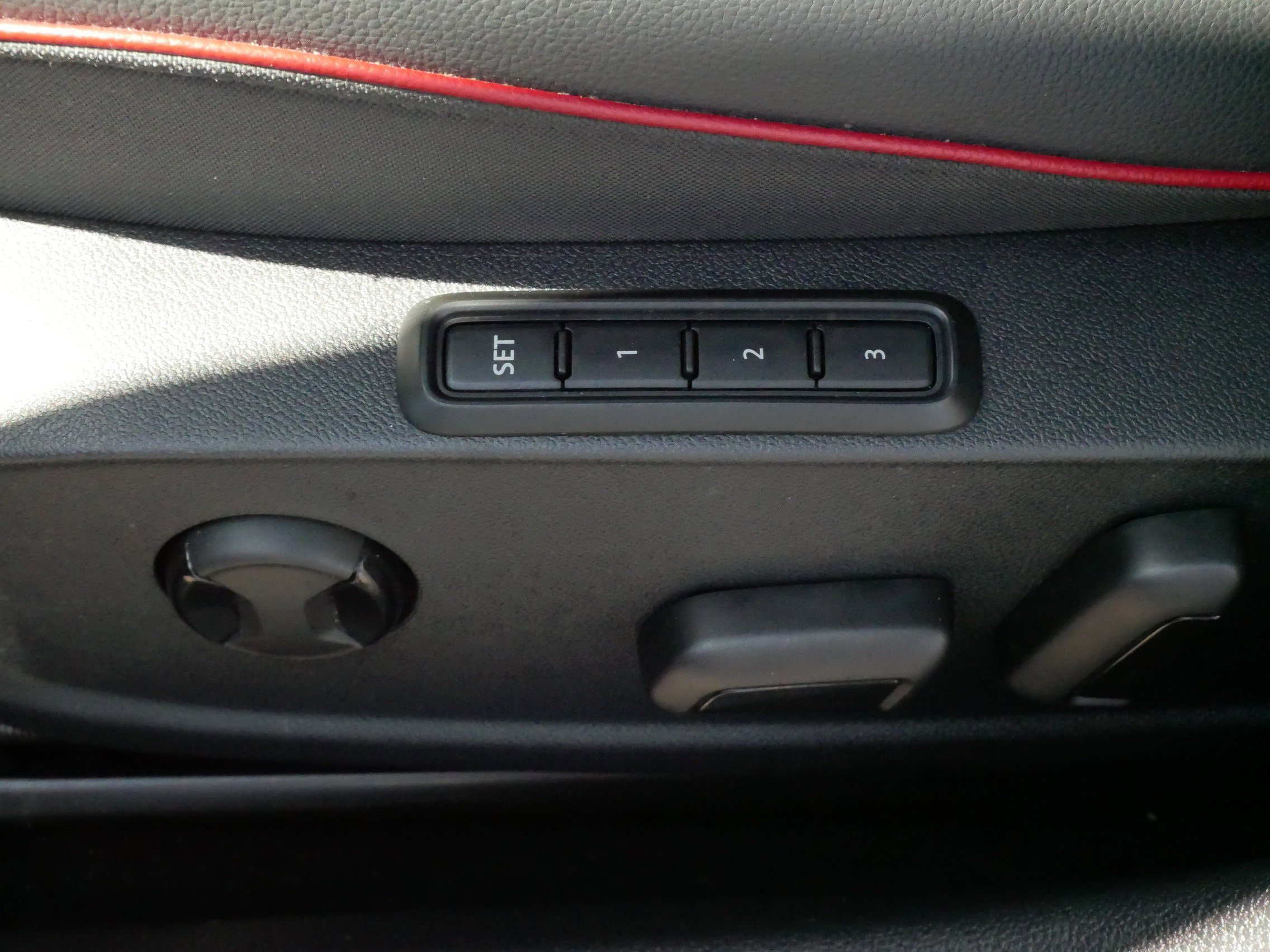 Certified 2023 Volkswagen GTI Autobahn FWD image 20