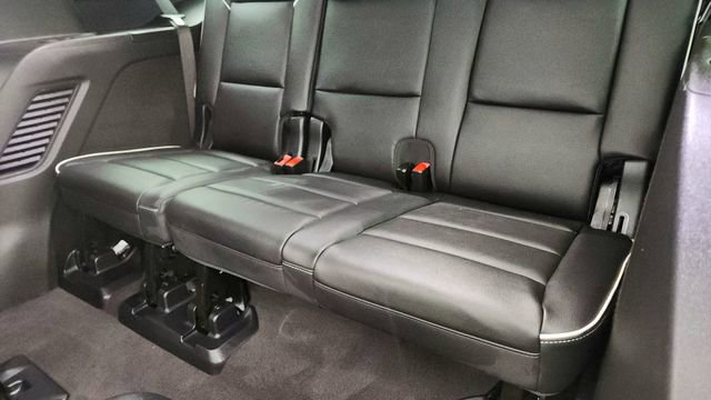 Used 2025 Cadillac Escalade Sport w/ Touring Package image 33