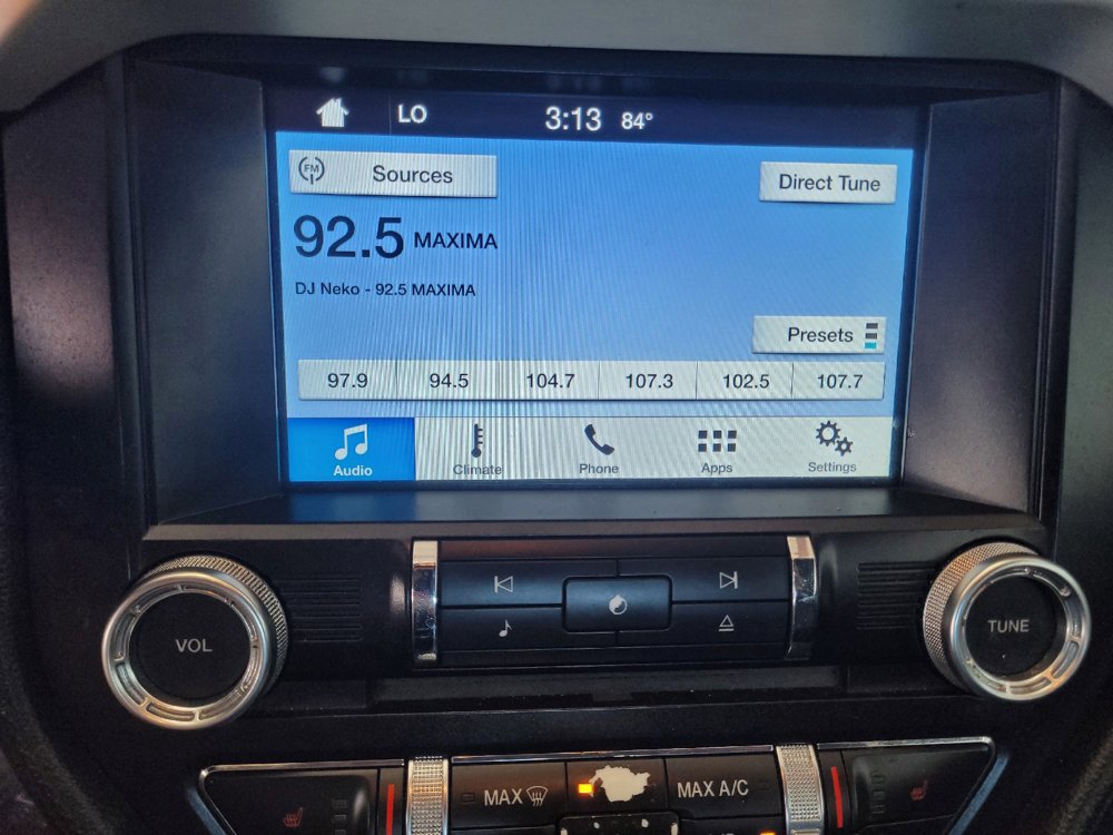 Used 2016 Ford Mustang Premium RWD image 25