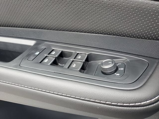 New 2026 Volkswagen Atlas Cross Sport SEL R-Line AWD/4WD image 23