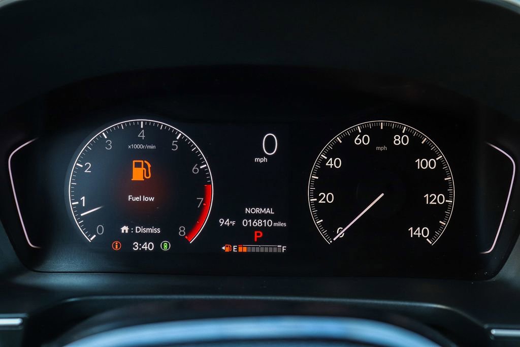 Used 2024 Honda Pilot Touring image 25