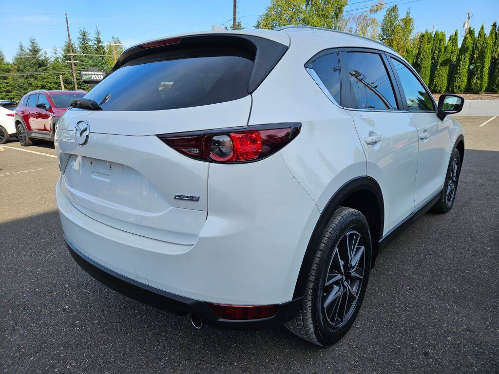 Used 2018 MAZDA CX-5 Touring w/ Preferred Equipment Package AWD/4WD image 5