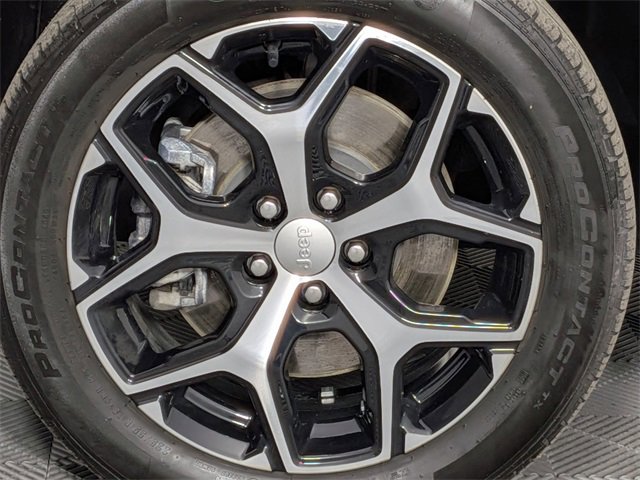 Used 2024 Jeep Compass Limited image 8