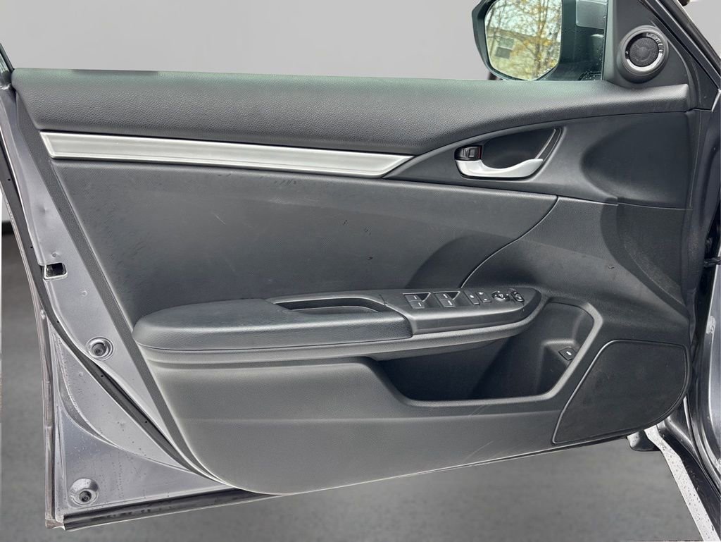 Used 2020 Honda Civic Sport image 11