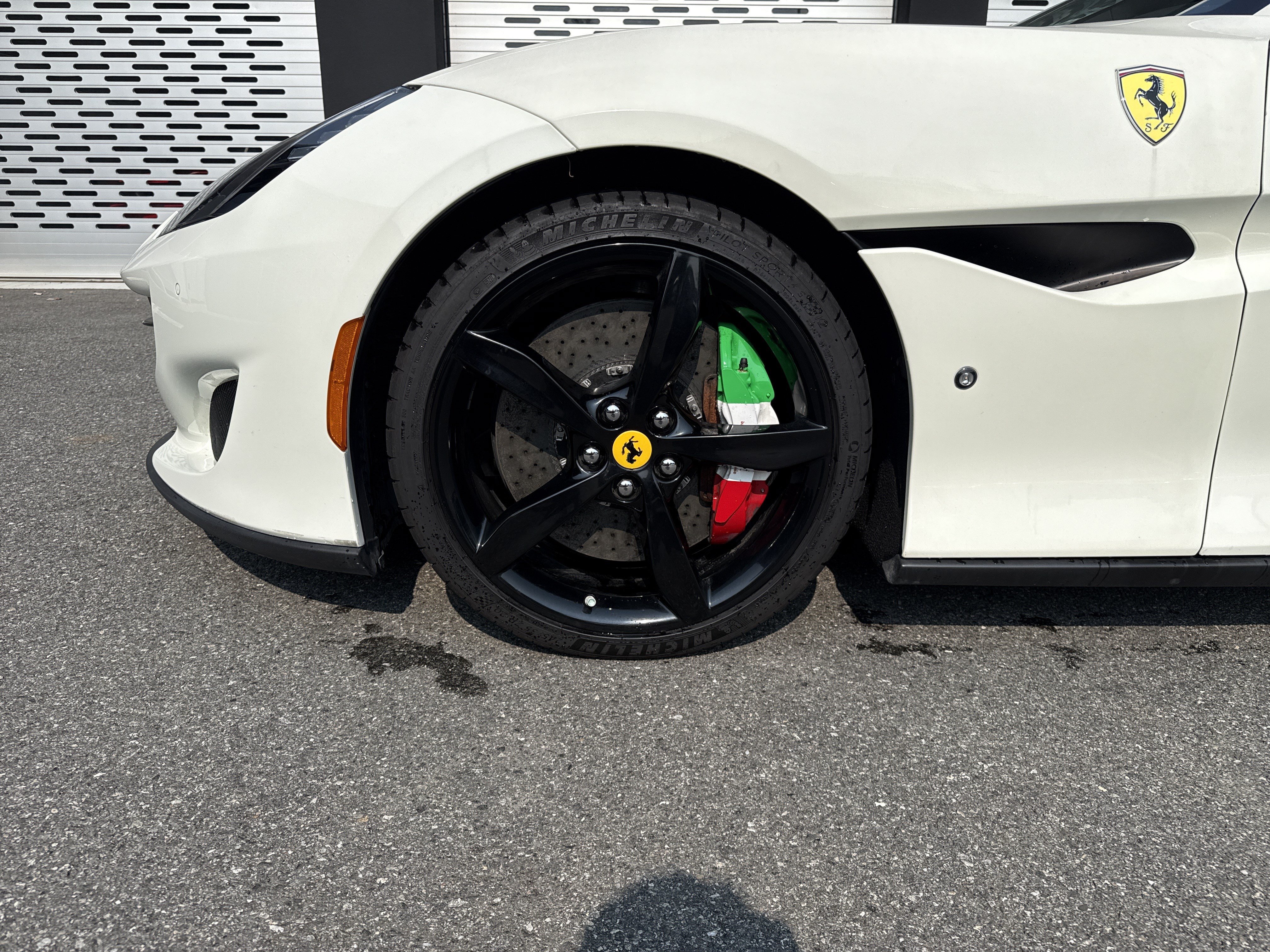Used 2019 Ferrari Portofino RWD image 6