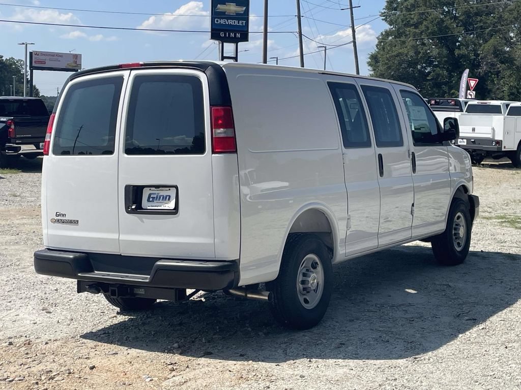 New 2026 Chevrolet Express 2500 w/ Driver Convenience Package RWD image 4