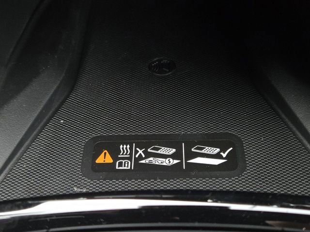New 2026 Chevrolet Trax RS w/ Sunroof Package FWD image 9
