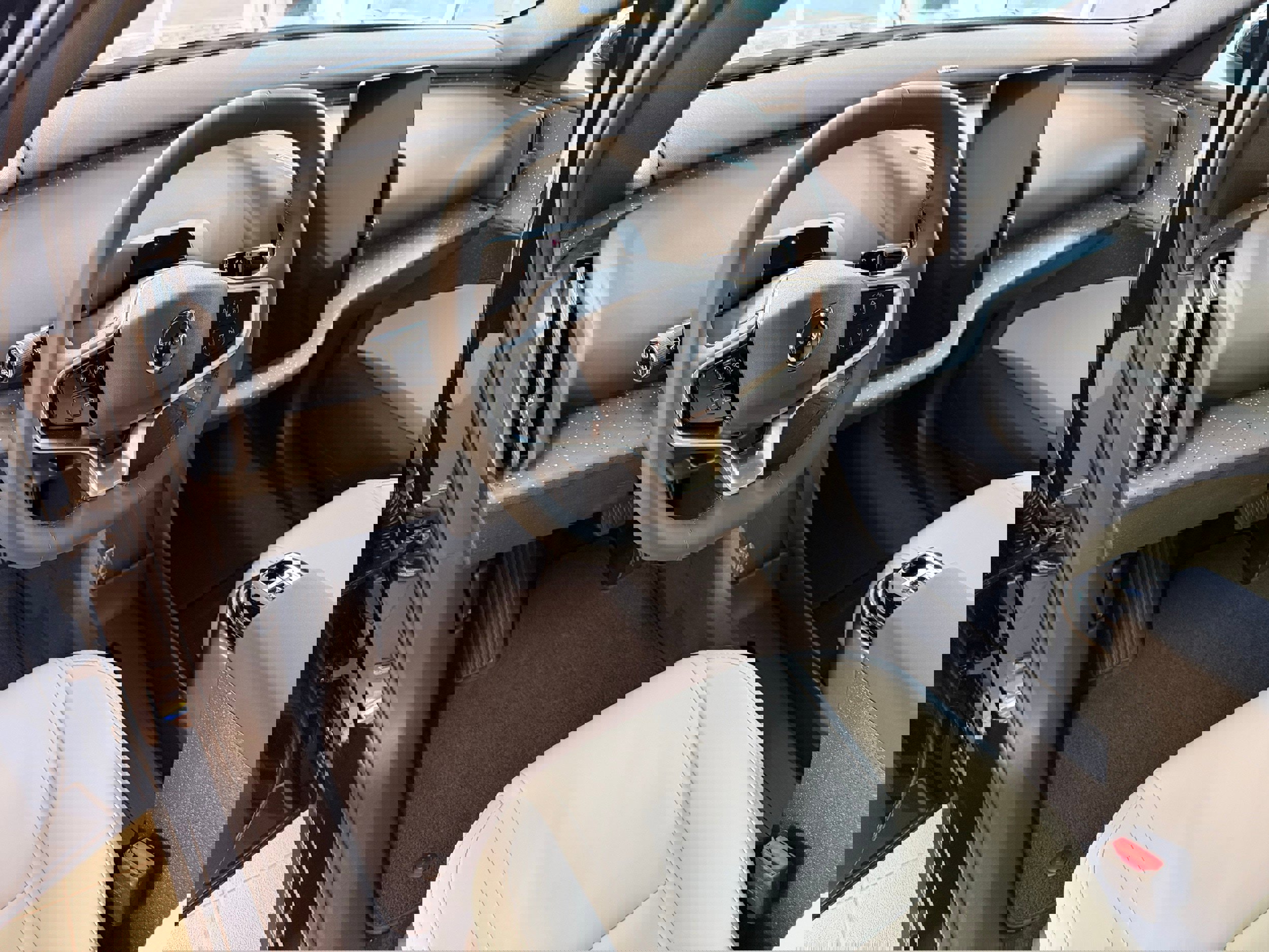 New 2026 Volvo EX30 Ultra w/ Climate Package image 14