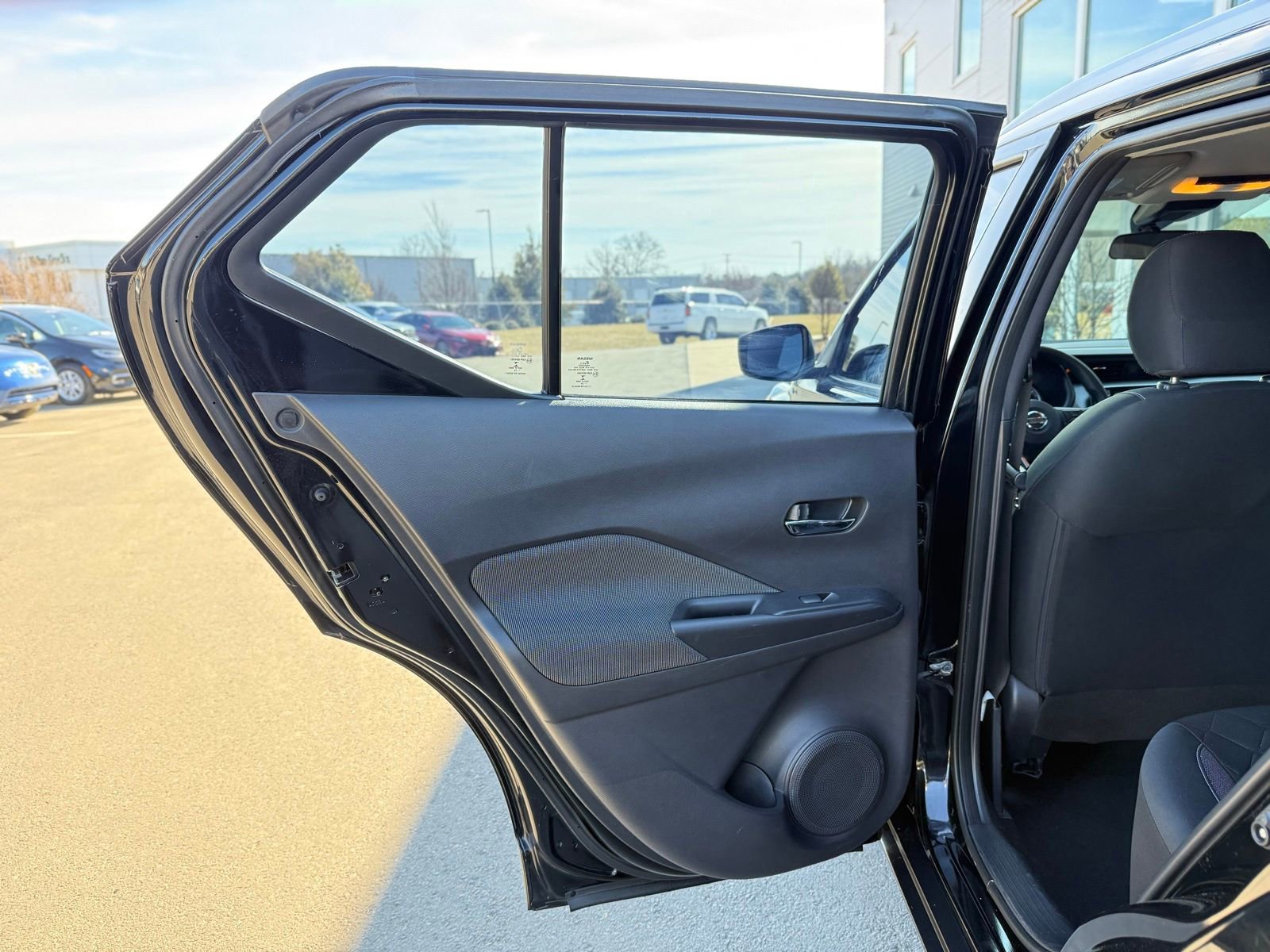 Used 2020 Nissan Kicks SV image 18